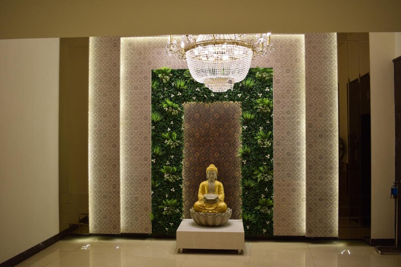Hotel Ambica Katra Катра Екстериор снимка