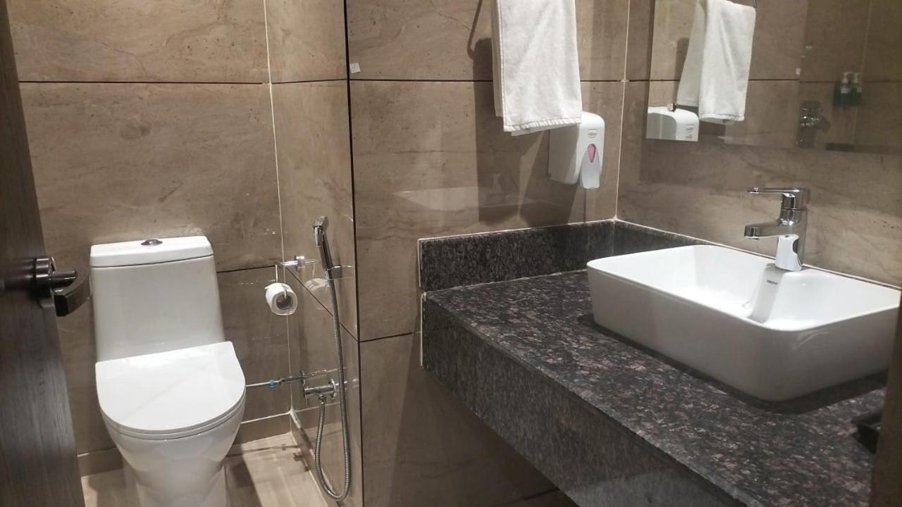 Hotel Ambica Katra Катра Екстериор снимка