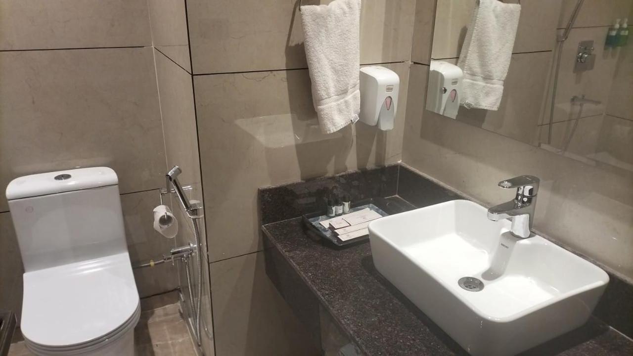 Hotel Ambica Katra Катра Екстериор снимка