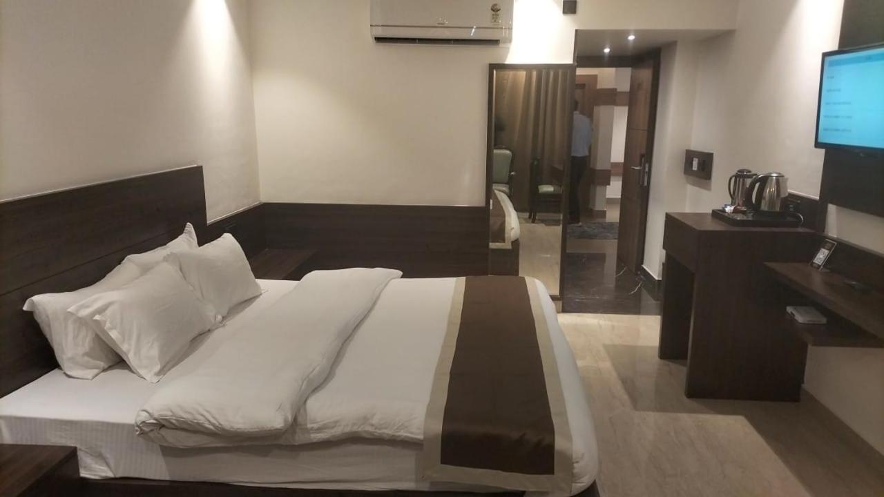 Hotel Ambica Katra Катра Екстериор снимка