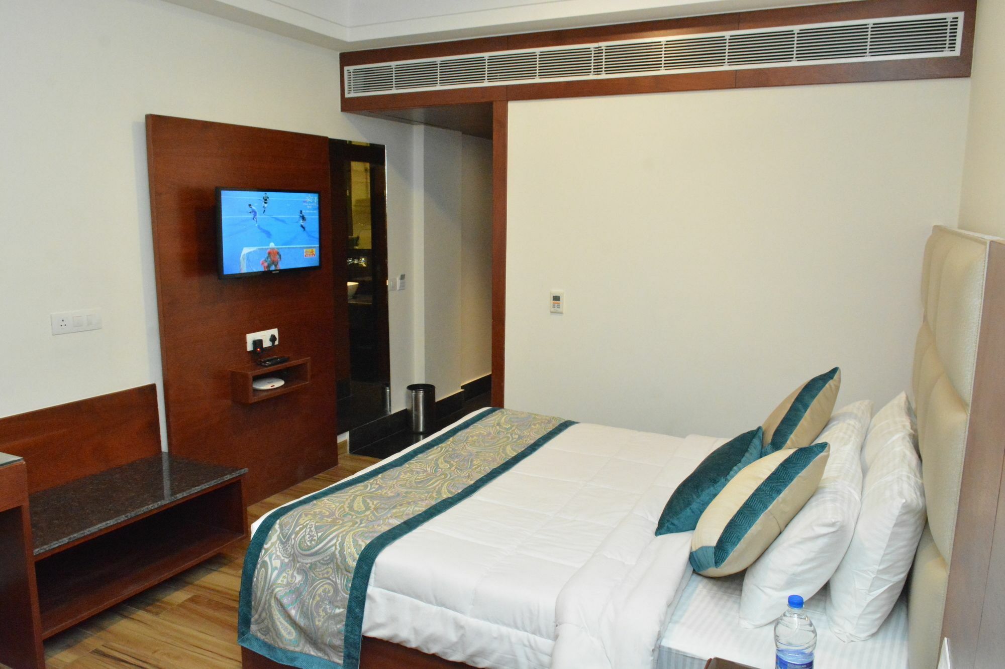 Hotel Ambica Katra Катра Екстериор снимка